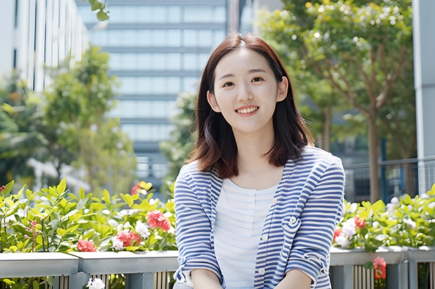 西安医学高等专科学校怎么样！我是男生，在家人推荐下让我学护理！男护！准备单招进去！以后就业怎么样啊